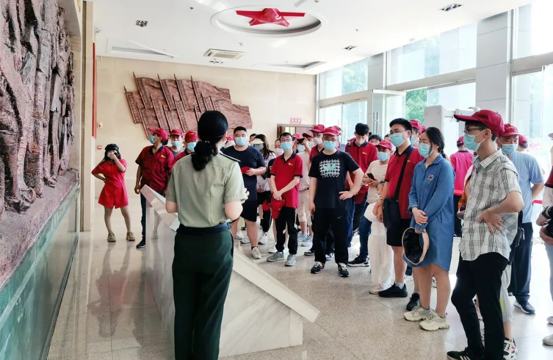 凝心聚力，創(chuàng)造無(wú)限 | 冠科集團(tuán)開(kāi)展戶外拓展活動(dòng)