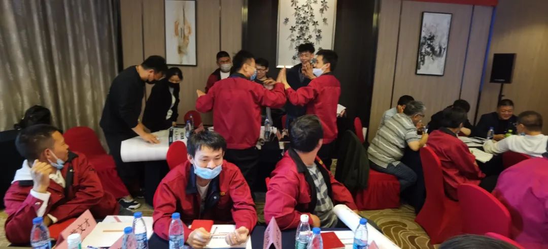 促提升，強(qiáng)管理！冠科集團(tuán)舉辦管理層領(lǐng)導(dǎo)力培訓(xùn)